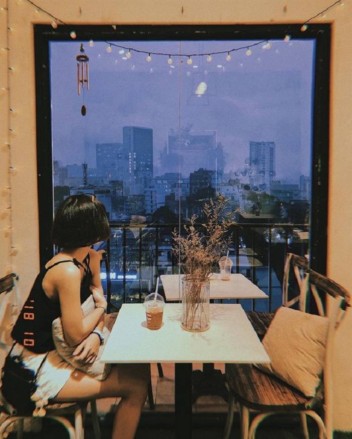 LOST IN THE “CAFE APARTMENTS” AT 42, NGUYEN HUE 2019