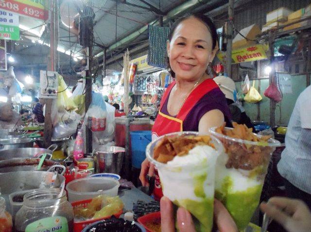 two special dishes that this market is well-known for are snails and avocado ice-cream