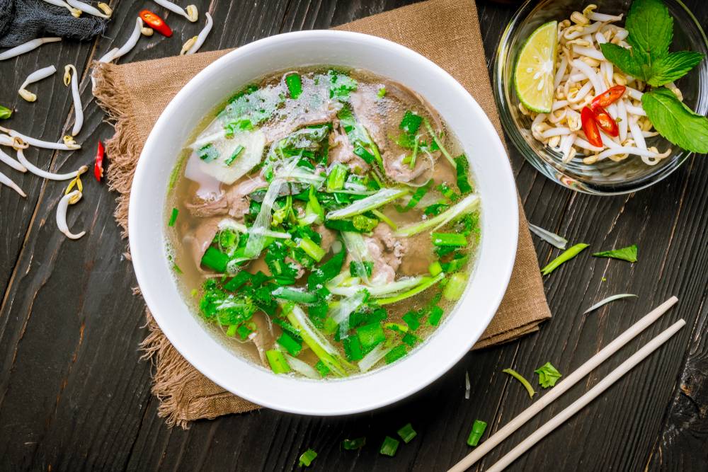 7-PLACES-TO-EAT-PHO-IN-HANOI10