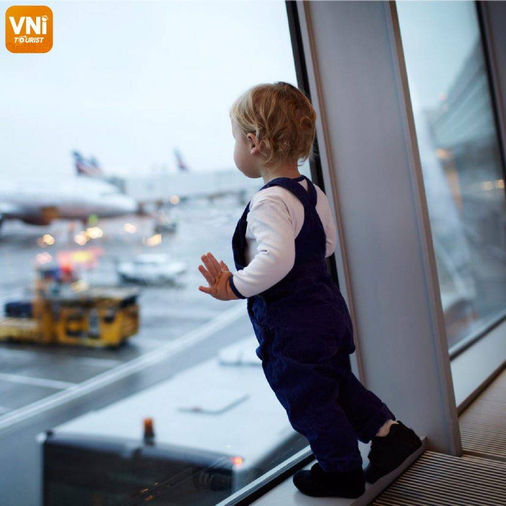 TRAVELING-WITH-CHILDREN-02