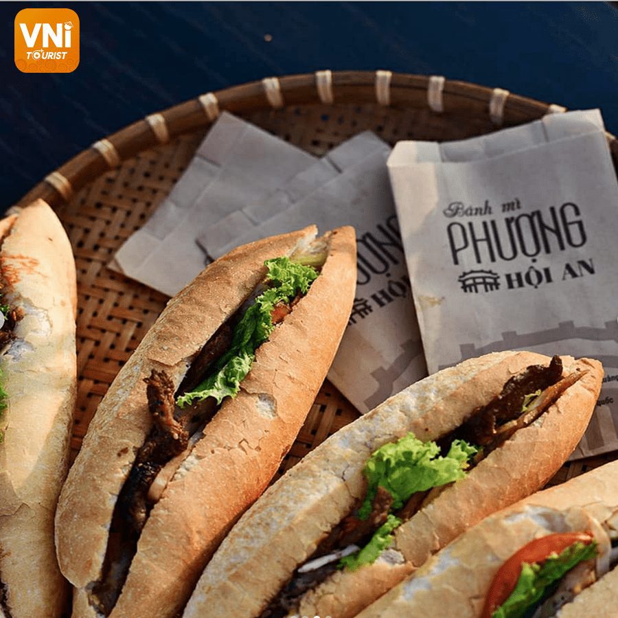 BANH MI PHUONG HOI AN THE BEST BANH MI IN THE WORLD