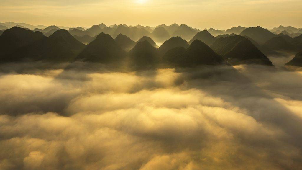 THE-LANDSCAPE-OF-VIETNAM-FROM-ABOVE-01