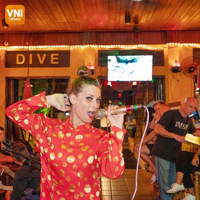 HOI AN NIGHTLIFE:THE FINEST BARS AND PUBS-6