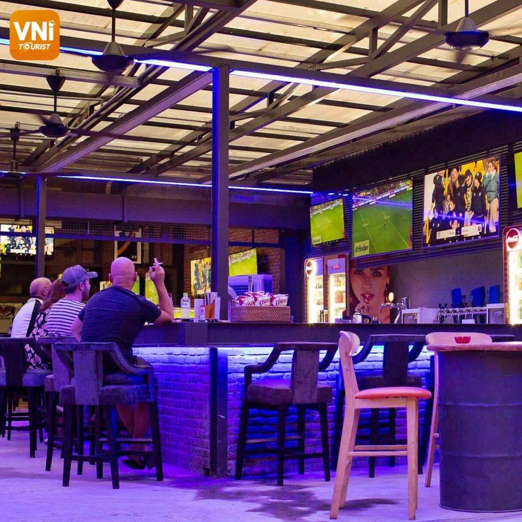HOI AN NIGHTLIFE:THE FINEST BARS AND PUBS-2