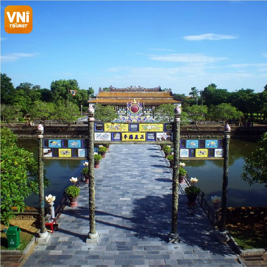 HUE-CITADEL-1322