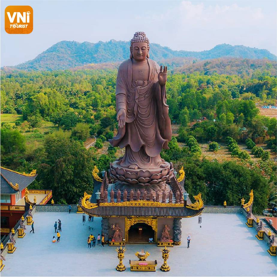 KIM-TIEN-PAGODA-015