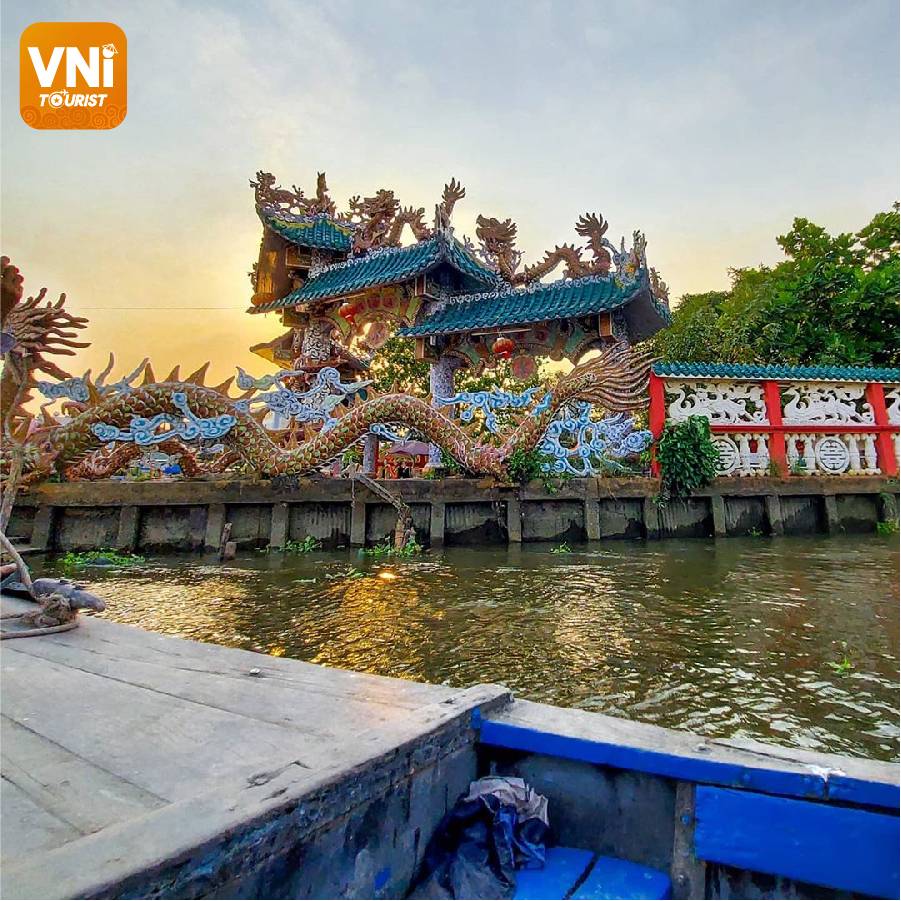 Phu-Chau-Temple-011