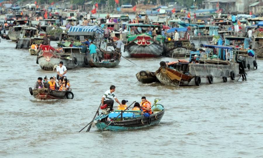 Cai-Rang-floating-market-02