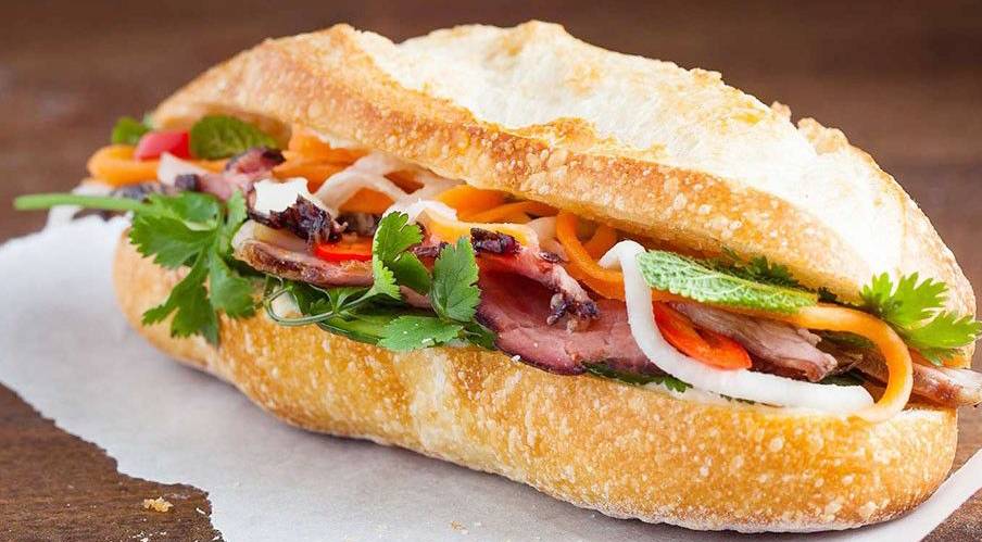 BANH MI IN HANOI CUISINE