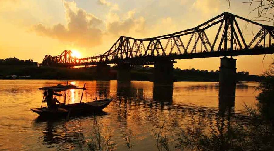 Iconic bridges in Vietnam for instagrammable photo chances