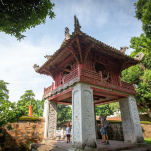 temple of literature - vnitourist 