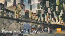 phung hung mural street - vnitourist