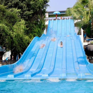 Ho Tay Water Park - vnitourist